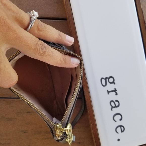 Sequin Coach wristlet - Picture 2 of 3